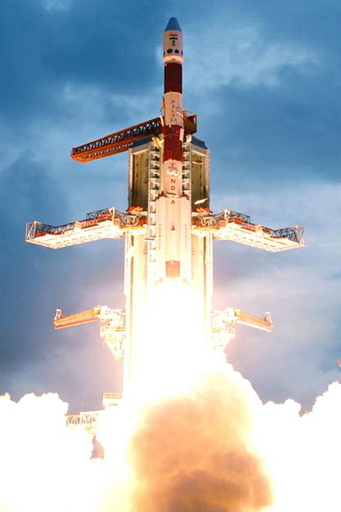 インド初の月探査機、打ち上げに成功