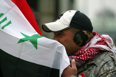 イラク国旗変更、反アルカイダ団体は反対