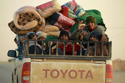 「リビアは無政府状態」、外国人が続々脱出