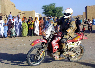 ＜ダカールラリー2007＞二輪部門・第14ステージ エリック・アウビーヨが2人目の死亡者に - セネガル