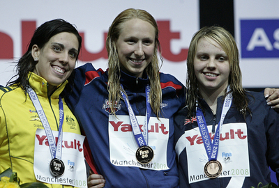 デセンザ 世界短水路選手権2008・女子200メートルバタフライを大会記録で制す