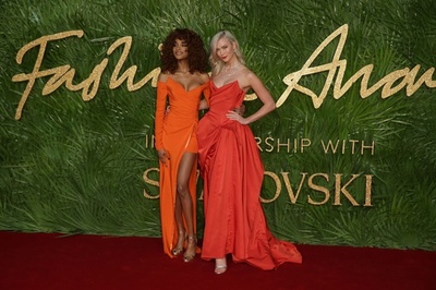 2017年度 英ファッション・アワード　レッドカーペット