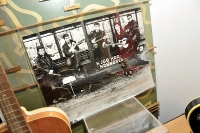 ビートルズのデッカ・オーディションテープが競売に、唯一のマスター音源