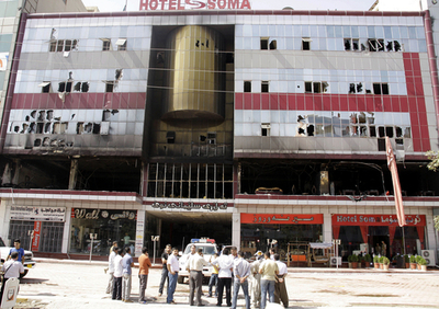 イラクでホテル火災、外国人14人含む30人死亡