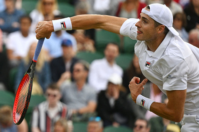 イズナーが通算サービスエース数で史上最多記録更新、ウィンブルドン