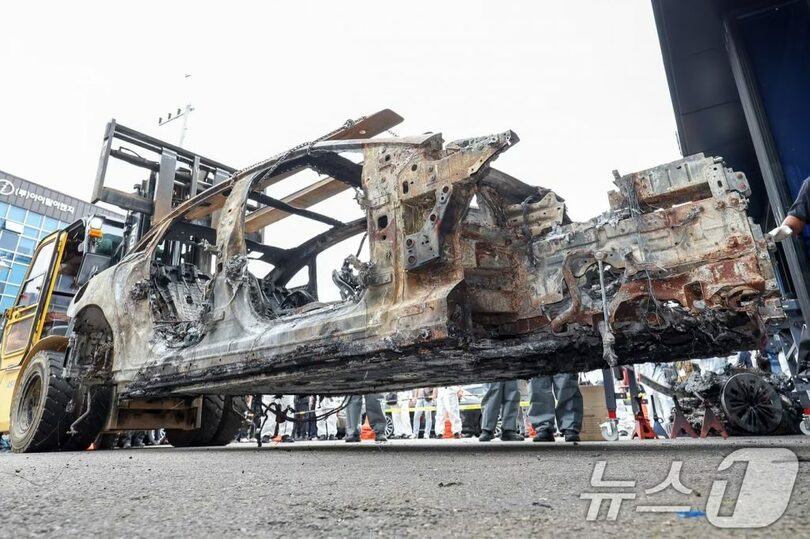 全焼したEV(c)news1