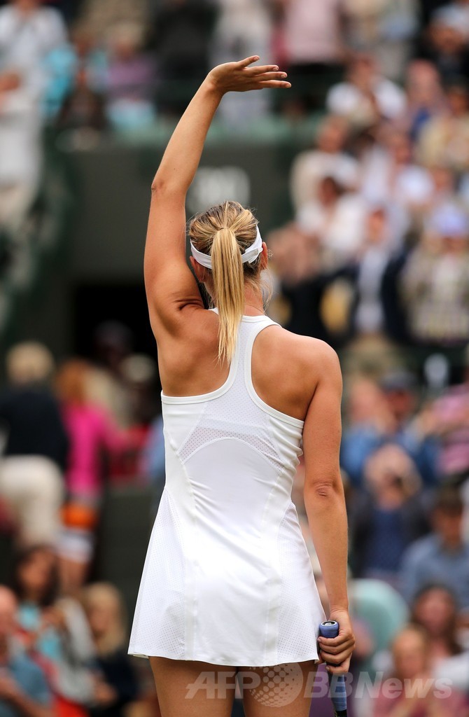 シャラポワが圧勝で3回戦へ、ウィンブルドン選手権