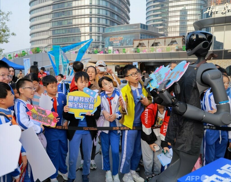 家事ロボット大会が中国広東省深センで開催　CMG主催