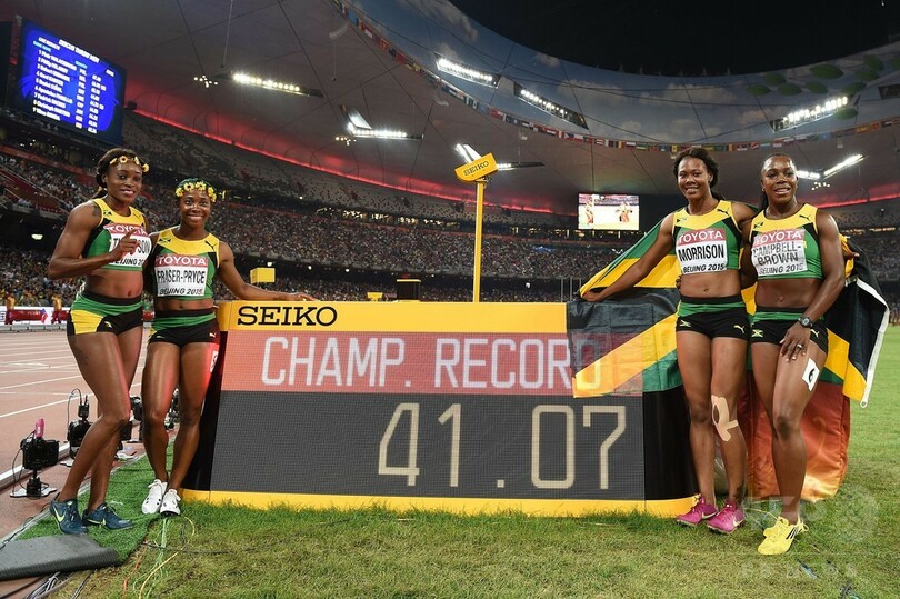 ジャマイカが大会新で女子4 100mリレーで金 第15回世界陸上 写真5枚 国際ニュース Afpbb News