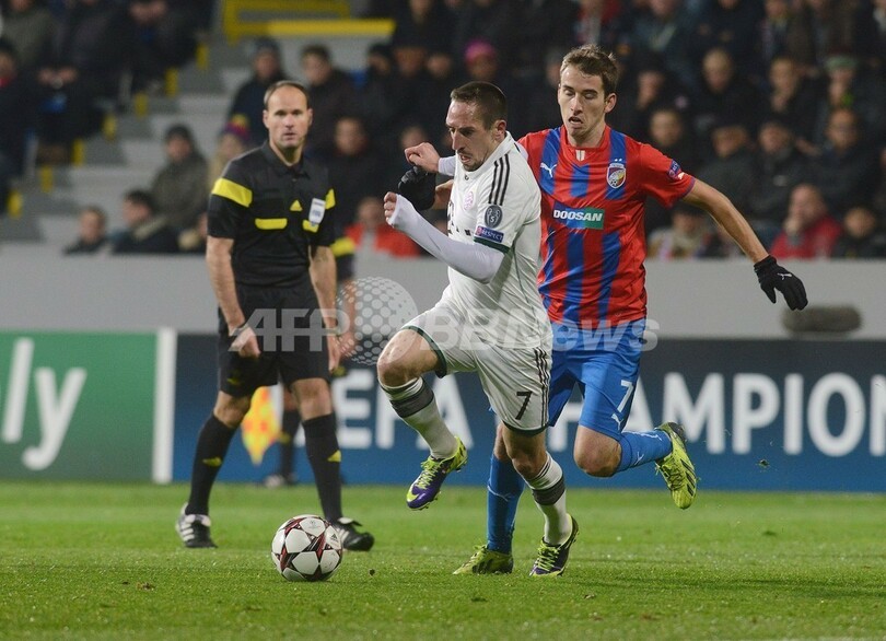 王者バイエルンが16強入り決める、欧州CL