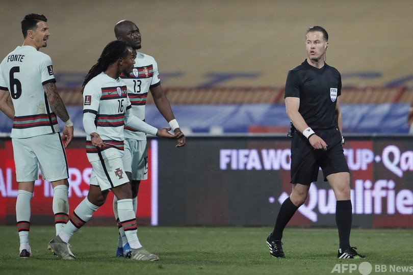 ポルトガル指揮官、ロナウド幻決勝ゴールに「あってはならない」