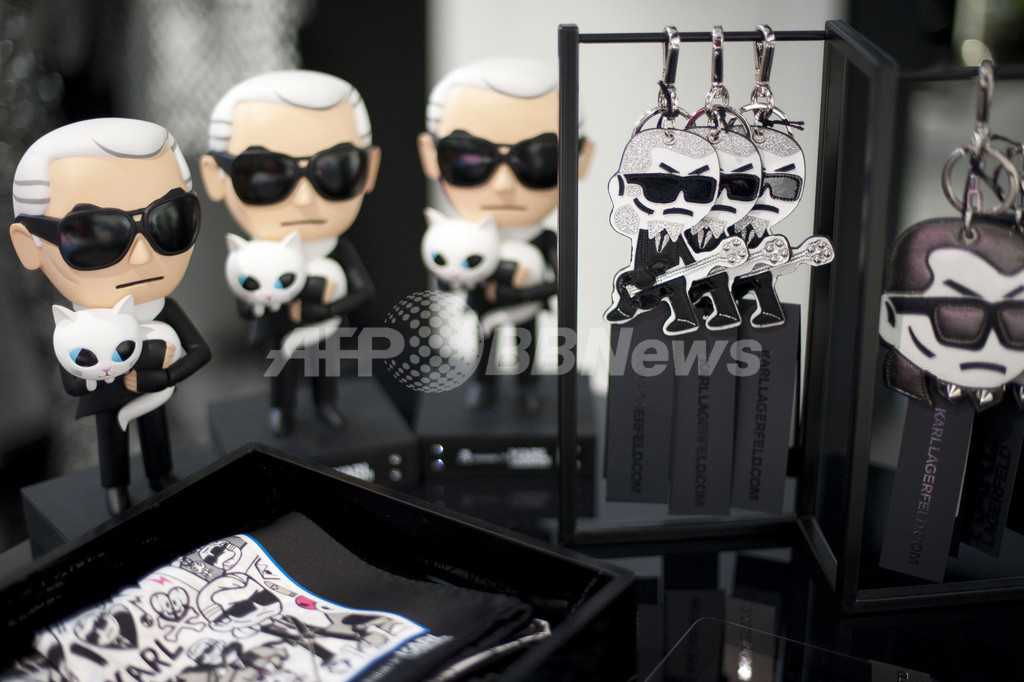 ベルリンに「カール・ラガーフェルド」ストア、フィギュアも発売 写真14枚 国際ニュース:AFPBB News