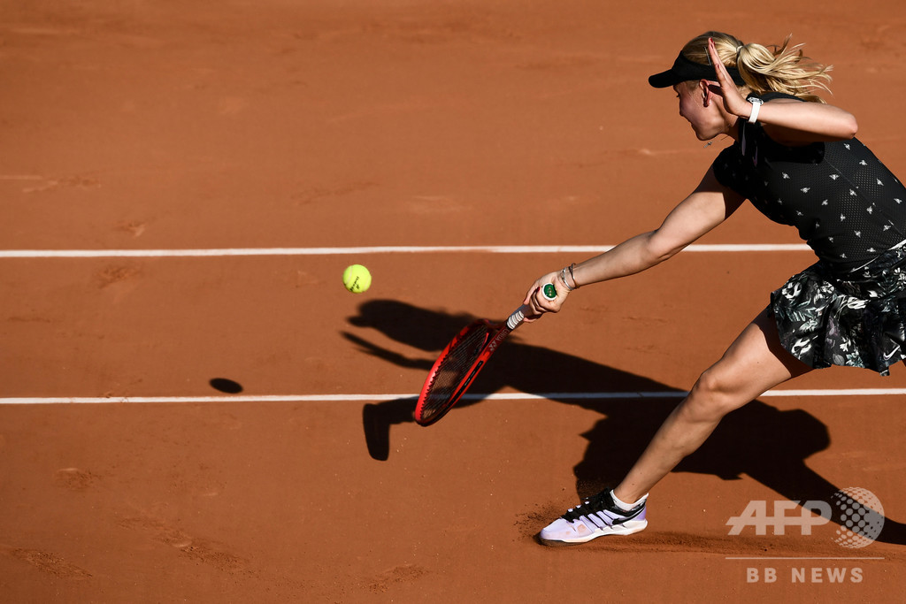 WTAツアーが伊パレルモで再開、会場では感染防止対策を徹底 WTAツアーが伊パレルモで再開、会場では感染防止対策を徹底