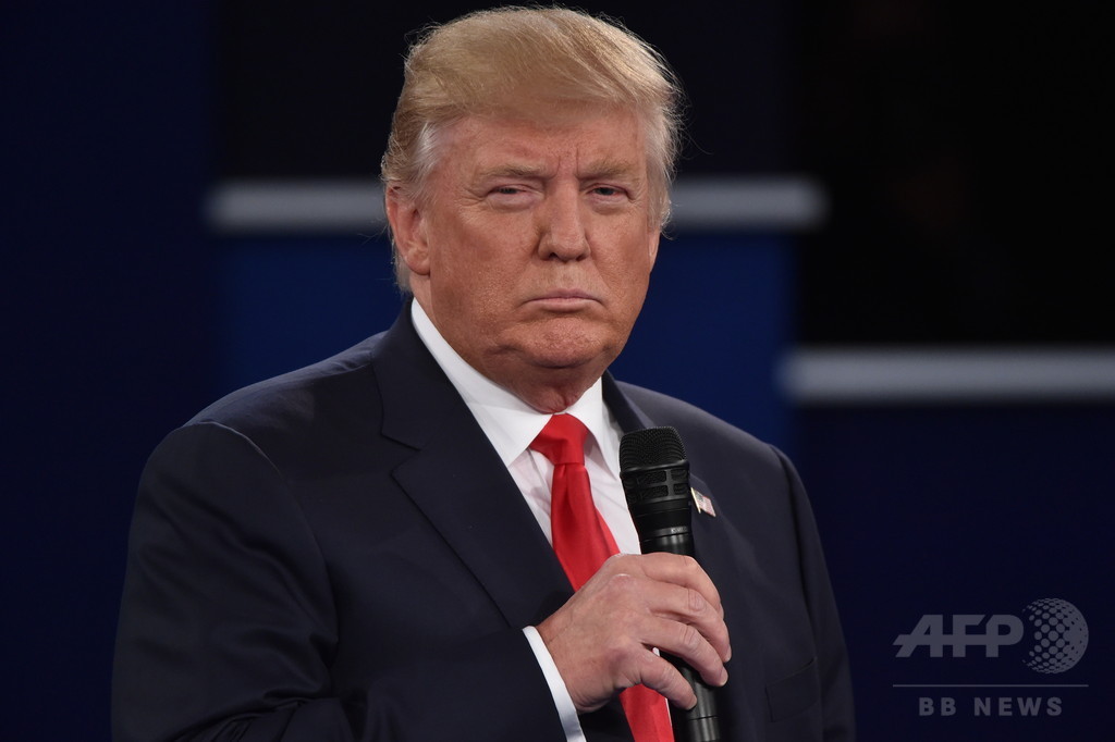 トランプ氏、米大統領選で「大規模な不正投票」と主張 トランプ氏、米大統領選で「大規模な不正投票」と主張