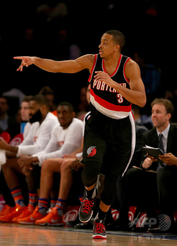 MIP賞にブレイザーズのマッカラムを選出、NBA 写真1枚 国際