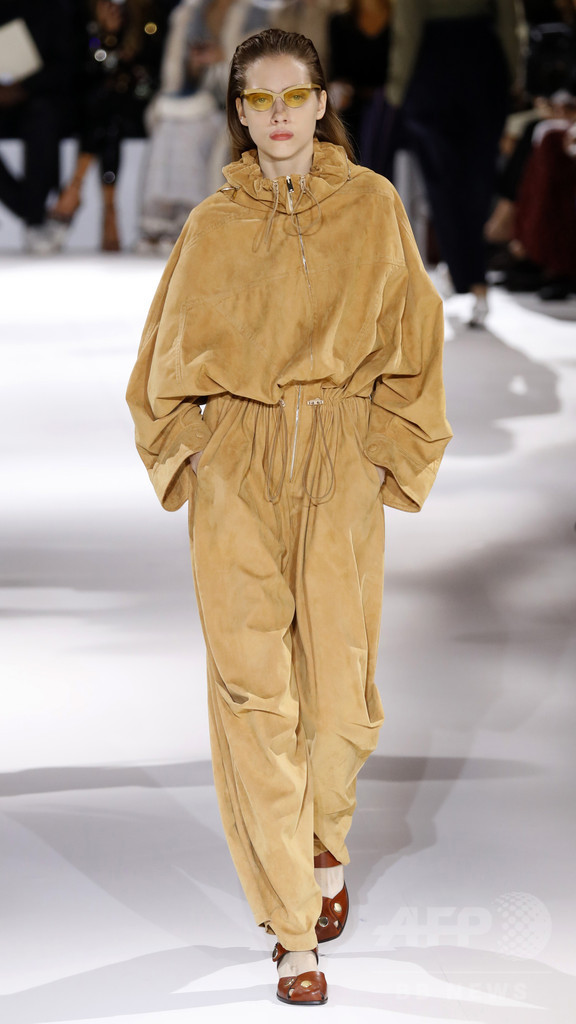 「ステラ マッカートニー」17年春夏