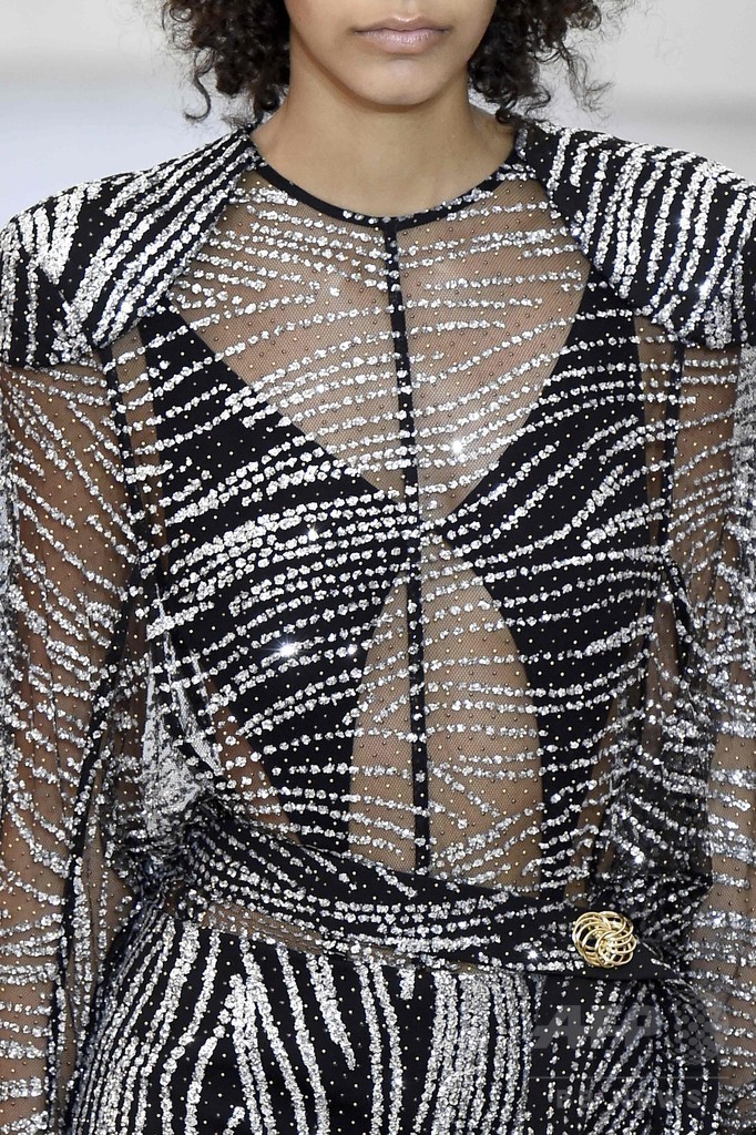 「ルイ・ヴィトン」17年春夏