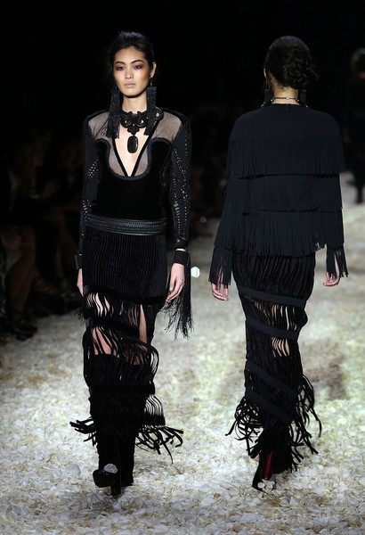 生まれ育ったサンタフェから着想を得たボヘミアンシック、「トム フォード」15/16年秋冬