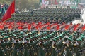 イランの首都テヘランで開催された毎年恒例のイラン・イラク戦争の開戦を記念する軍事パレード（2022年9月22日撮影）。(c)AFP