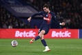 サッカーフランス杯準々決勝、パリ・サンジェルマン対ニース。チーム2点目を決めるパリ・サンジェルマンのファビアン・ルイス（2024年3月13日撮影）。(c)FRANCK FIFE / AFP