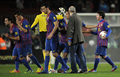 11-12スペイン1部リーグは19日、第24節の試合が各地で行われ、FCバルセロナ（FC Barcelona）は5-1でバレンシア（Valencia CF）に大勝した。

試合後、ピッチを後にするFCバルセロナのリオネル・メッシ（Lionel Messi、右、2012年2月19日撮影）。(c)AFP/LLUIS GENE