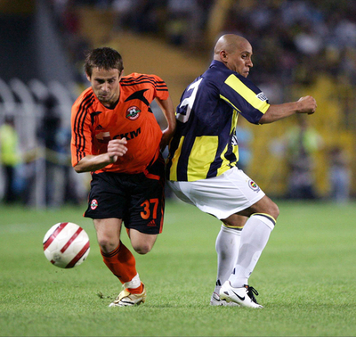 フェネルバフチェ シャフタール・ドネツクと引き分ける