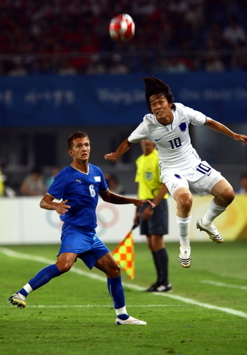 イタリア 韓国に完勝し決勝トーナメントへ