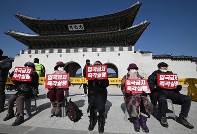 中国の孤立化深刻、新型コロナウイルス流行 各国の対応