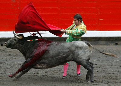 ビルバオのお祭りで、闘牛大会開催