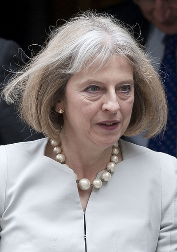 英ロイヤルベビー出産、内相は立ち会わない方針