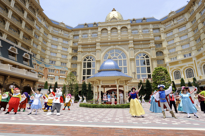 子どもサロンでプリンセスに変身、東京ディズニーランドホテル８日に開業