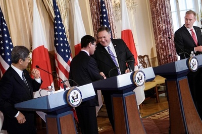 ポンペオ長官、対朝交渉の継続を表明 北朝鮮の要求を一蹴