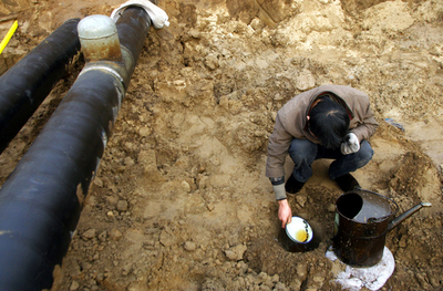 黄河支流に軽油流入、「深刻な汚染」に 中国当局