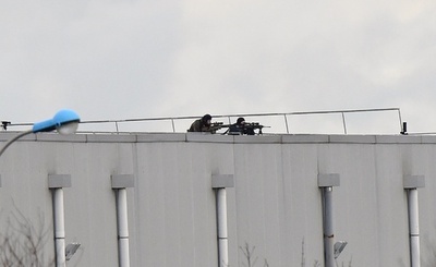 仏週刊紙襲撃、「アラビア半島のアルカイダ」が指示か