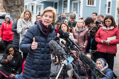 トランプ氏との対決で知られる民主党ウォーレン議員、大統領選出馬へ