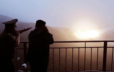 北朝鮮「新型ミサイルエンジン開発完了」…ICBM「火星20型」年内発射を示唆