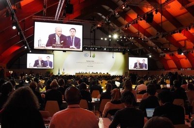 COP21、合意文書案が発表されるも前途は多難