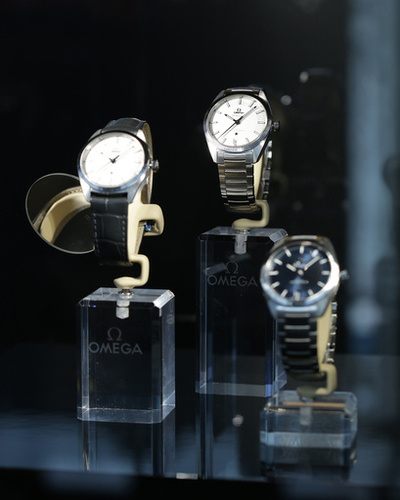 「オメガ」の新基準搭載モデルが日本上陸