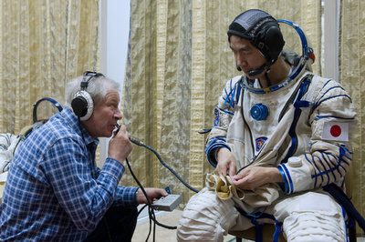 ロシア、補給船事故でISSからの宇宙飛行士帰還を延期 