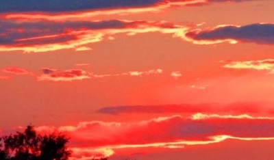 燃える夕焼け、新彊カバ県　