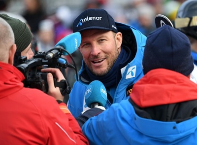 スビンダルが世界選手権限りでの引退を表明、平昌の滑降で金