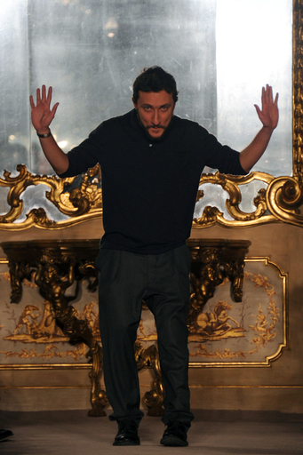 ＜12/13年秋冬ミラノコレクション＞マルコ・デ・ヴィンチェンツオ