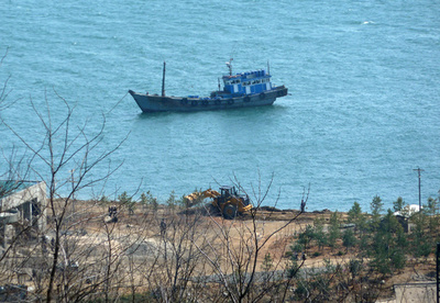 韓国、北朝鮮の漁船員1人の亡命を認める
