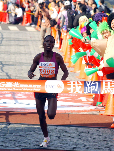 台湾国際マラソン女子の部はツァツァが制す