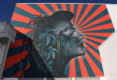 旭日旗に類似、韓国系米国人団体の抗議で壁画消去 米LA