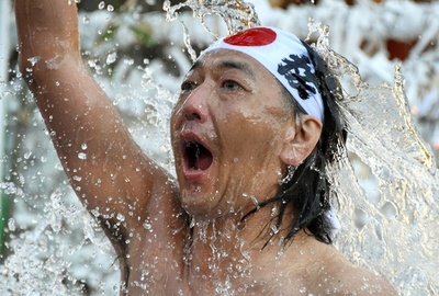 神田明神で恒例の「寒中みそぎ」