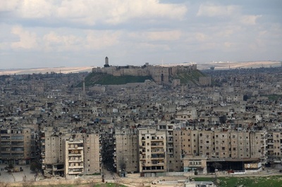 反体制派が空軍情報本部を襲撃、34人死亡 シリア