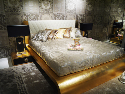 「ヴェルサーチ ホーム」日本初上陸！世界先行予約販売も