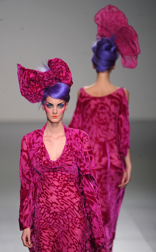 ＜12/13年秋冬マドリード・コレクション＞アガタ・ルイス・デ・ラ・プラダら新作発表