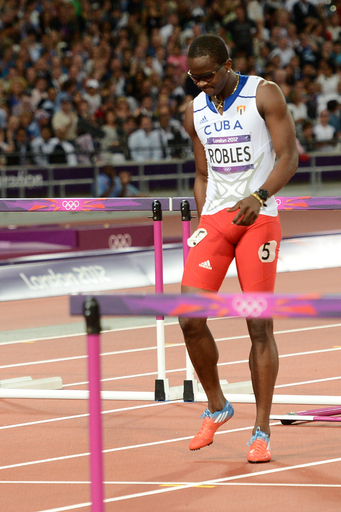 メリットが男子110メートルハードルで金メダルに輝く